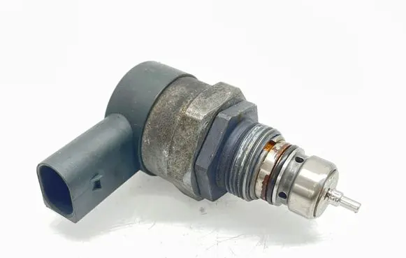Mercedes-Benz E W211 Fuel main line pipe A6110780449