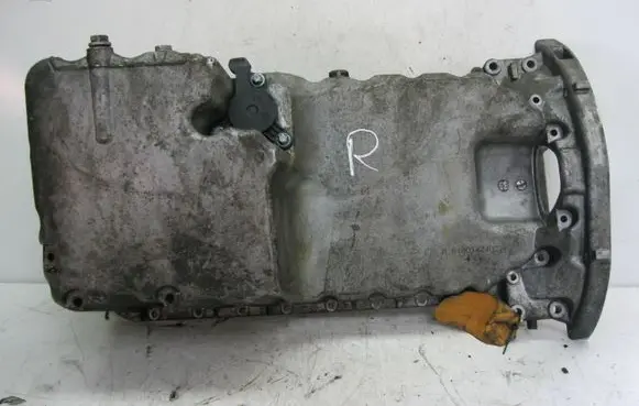 Mercedes-Benz Vito Viano W639 Oil sump R6460142402