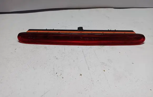 Peugeot 206 CC Third/center stoplight 3829