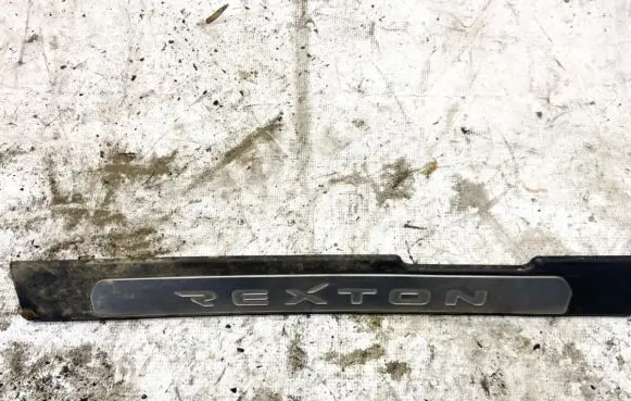 SsangYong Rexton Front sill trim cover 7726008010 77260-08010