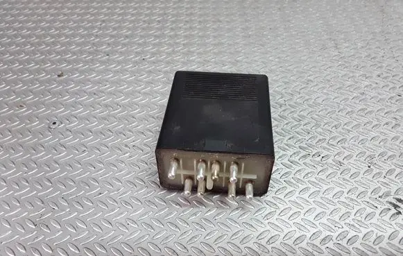 Mercedes-Benz Vito Viano W638 Other relay 0135454832
