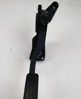 Jaguar F-Pace Accelerator throttle pedal HK8M9F836CA