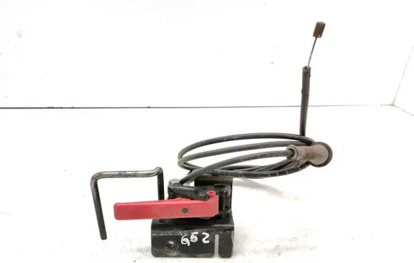 Engine bonnet (hood) release handle
