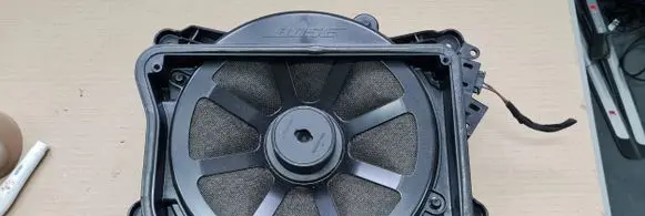 Audi A6 S6 C7 4G Subwoofer speaker 4G2035709 6251290010 619061001
