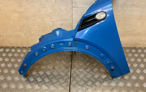 Mini One - Cooper Coupe R56 Fender
