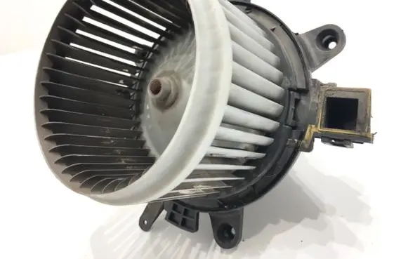 Toyota ProAce City Heater fan/blower EQA352
