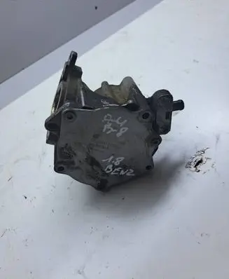 Audi A4 S4 B8 8K Vacuum pump 06J145100B 270810 01252103