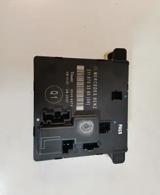 Mercedes-Benz E W211 Door control unit/module 211870338509 00406075