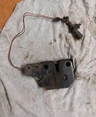 Seat Altea XL Engine bonnet/hood lock/catch