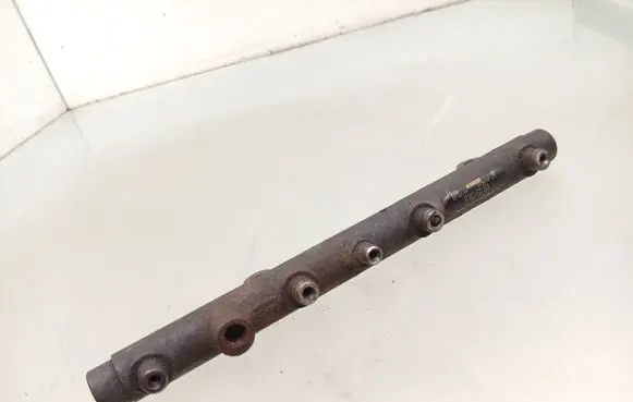 Renault Trafic II (X83) Fuel main line pipe 0445214024