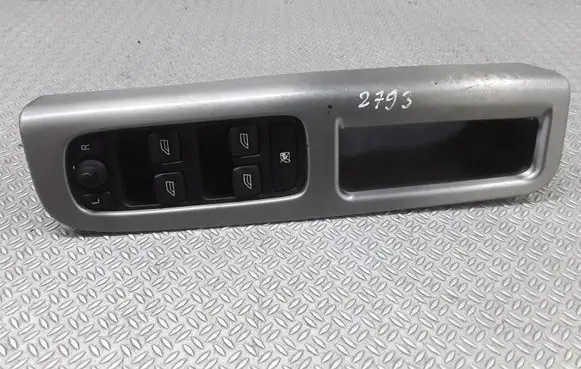 Volvo V50 Electric window control switch 30710787