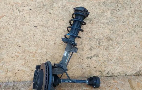 Volkswagen Golf VI Front wheel hub spindle knuckle