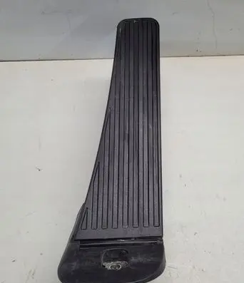 Volvo XC90 Accelerator throttle pedal 32269124