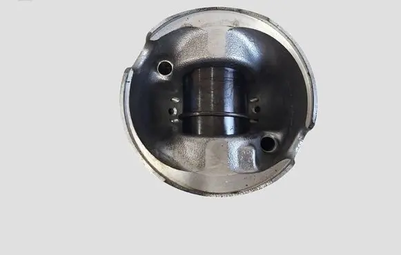 BMW 3 E90 E91 Piston 0000