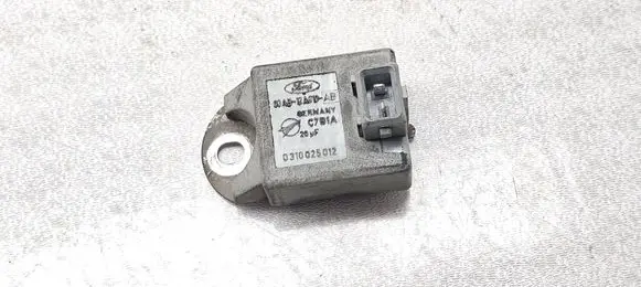 Ford Mondeo Mk III Ignition amplifier control unit 93AB12A019AB C7B1A 0310025012