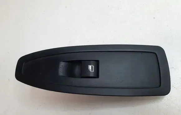 BMW 2 Active Tourer U06 Central console control unit 9208107