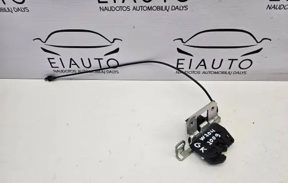 Mercedes-Benz C W204 Seat back rest lock catch A2049200972