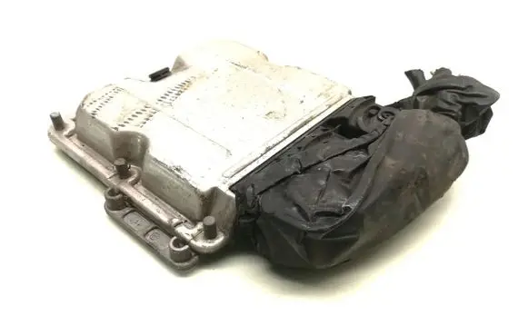 Citroen Xsara Picasso Engine control unit/module 9647693180 0281011084