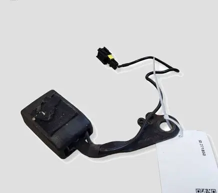 Citroen C4 Grand Picasso Middle seatbelt buckle (rear) 9681543677 232093 305443100