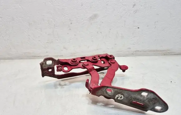 Mercedes-Benz C W204 Engine bonnet/hood hinges A2048800828
