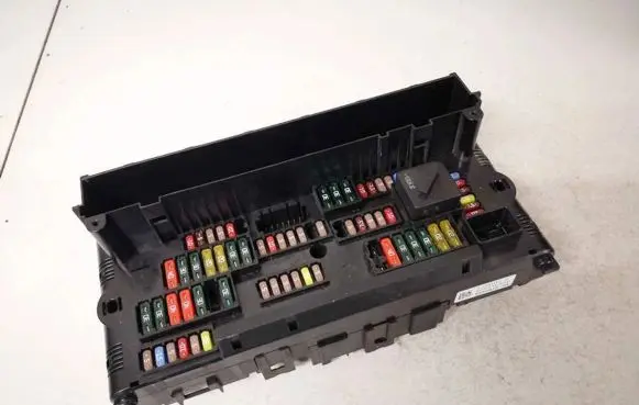 BMW 5 GT F07 Fuse box set 925281501 9252815-01