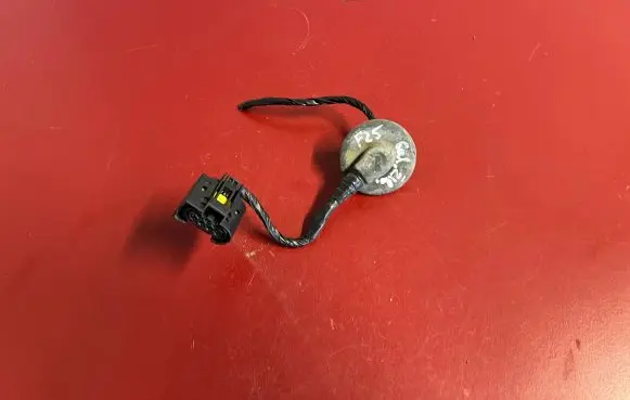 BMW X3 F25 Rear tail light wiring loom 7549802