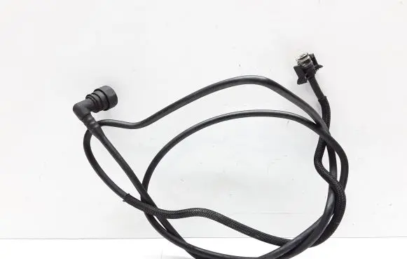 Volvo XC60 Engine coolant pipe/hose 8G918K012CE