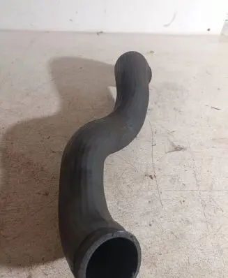 Volvo V70 Intercooler hose/pipe