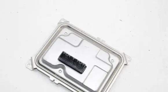Peugeot 2008 II LED ballast control module B99043301F LD29985