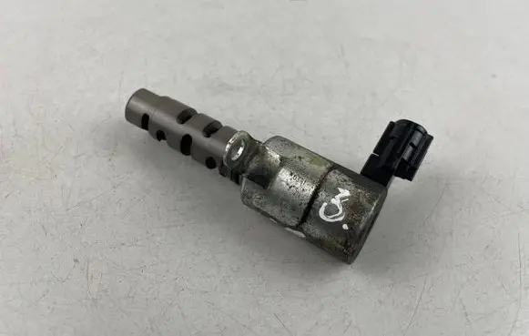 Subaru Legacy Valve oil control 10921AA050 JH22
