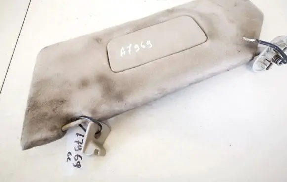 Chrysler Pacifica Sun visor 04698974ab