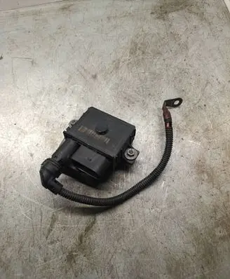 BMW 1 E81 E87 Glow plug pre-heat relay 859172301