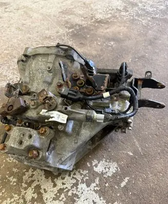 Hyundai i30 Manual 5 speed gearbox S81767