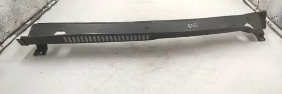 Audi A4 S4 B5 8D Wiper trim 8D1819403A