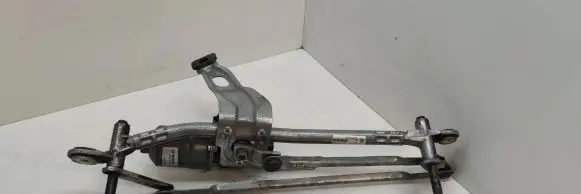 Front wiper linkage