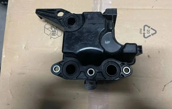Toyota Corolla E210 E21 Oil breather separator 12211F2020