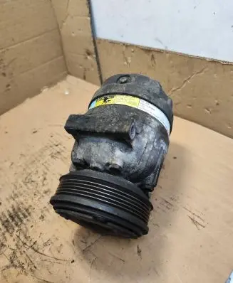 Renault Megane I Air conditioning (A/C) compressor (pump) 7700105765 1135309
