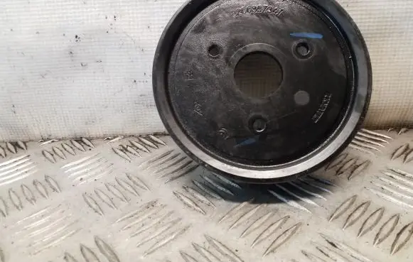 Opel Movano B Power steering pump pulley 8200357347