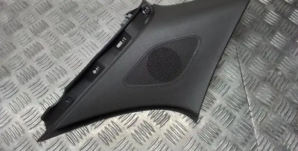Porsche Macan (95B) (D) pillar trim (bottom) 95B867246