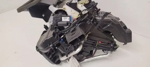 Audi A3 S3 8V Interior heater climate box assembly T1012928N F1845X1S 8V1858431