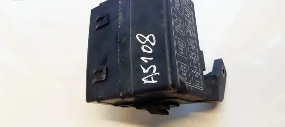 Hyundai Santa Fe Fuse box set N914262B12400 N91426-2B124-00