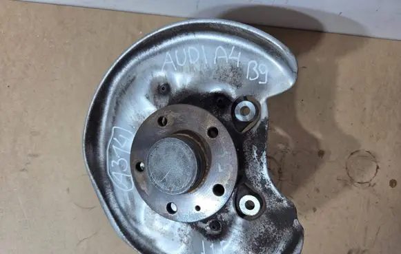 Audi A4 S4 B9 Rear wheel hub spindle/knuckle 8W0505436T