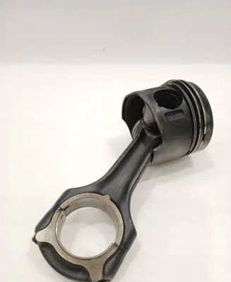 Mercedes-Benz Vito Viano W639 Piston with connecting rod 