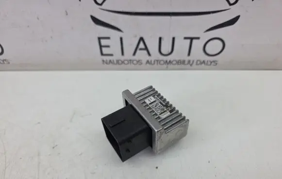 Opel Vivaro Glow plug pre-heat relay 9640469680
