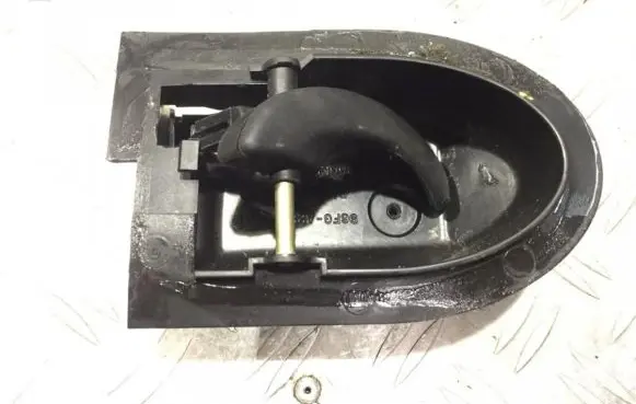 Rear door interior handle