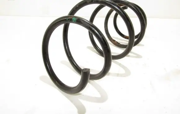 Toyota Auris 150 Front coil spring