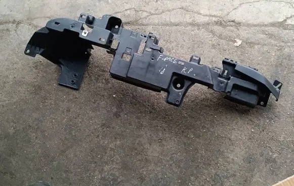 Jaguar F-Pace Centre console side trim rear HK8345531AC