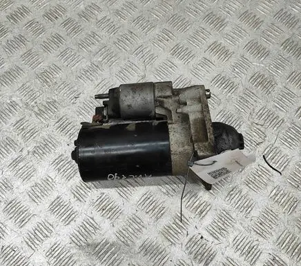 BMW 1 F20 F21 Starter motor 0001138062 7638192