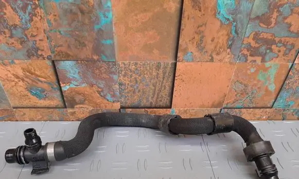 BMW XM Engine coolant pipe/hose 5A0B506 17125A0B506