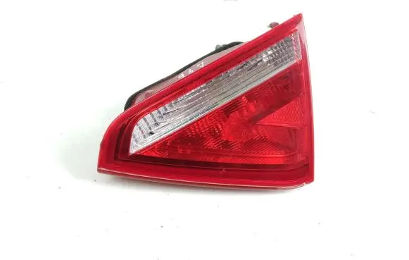 Audi A5 Sportback 8TA Tailgate rear/tail lights 8T0945094
